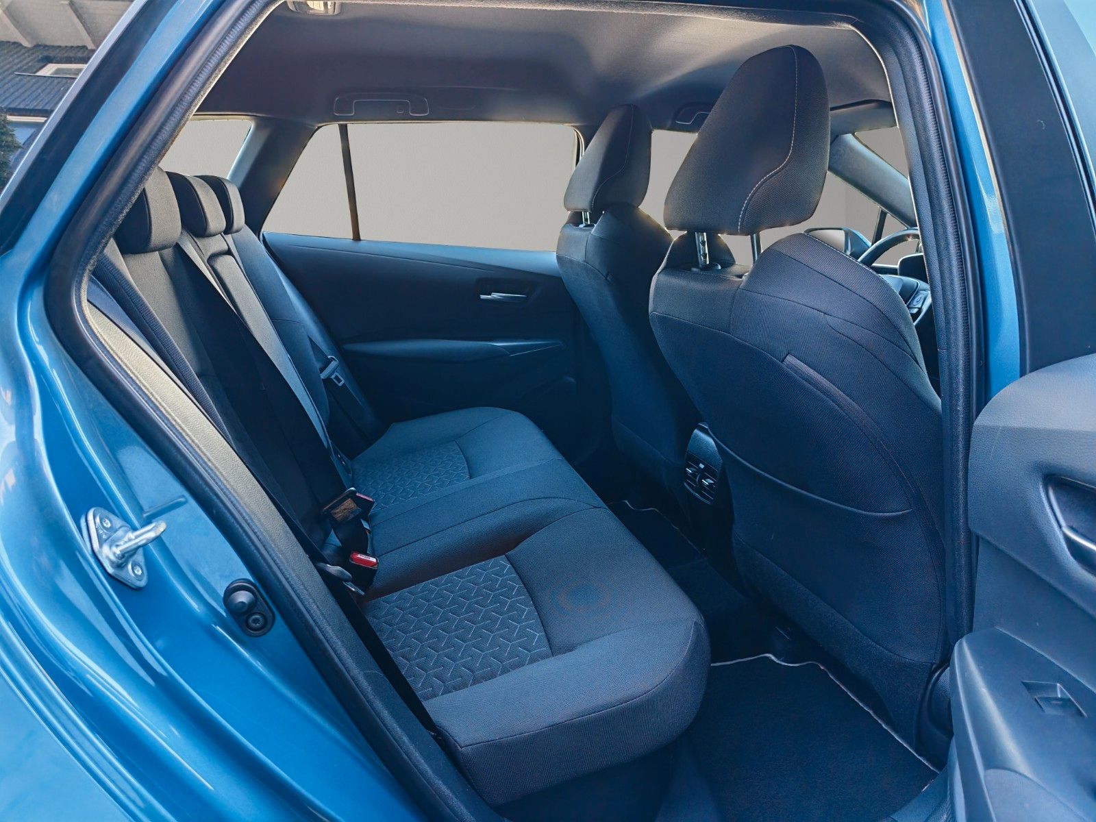 Toyota Corolla Touring Sports Hybrid Business Edition foto 13