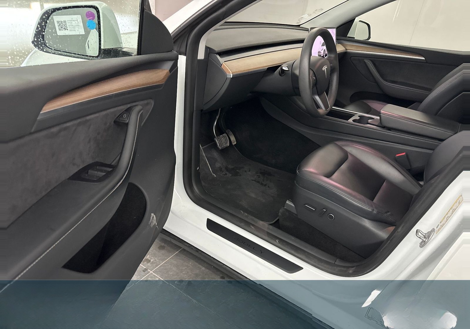 Tesla Model Y Long Range Dual Motor AWD foto 11