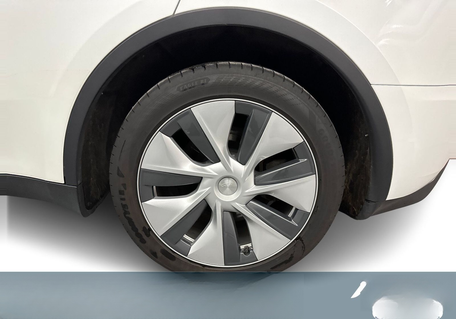 Tesla Model Y Long Range Dual Motor AWD foto 7