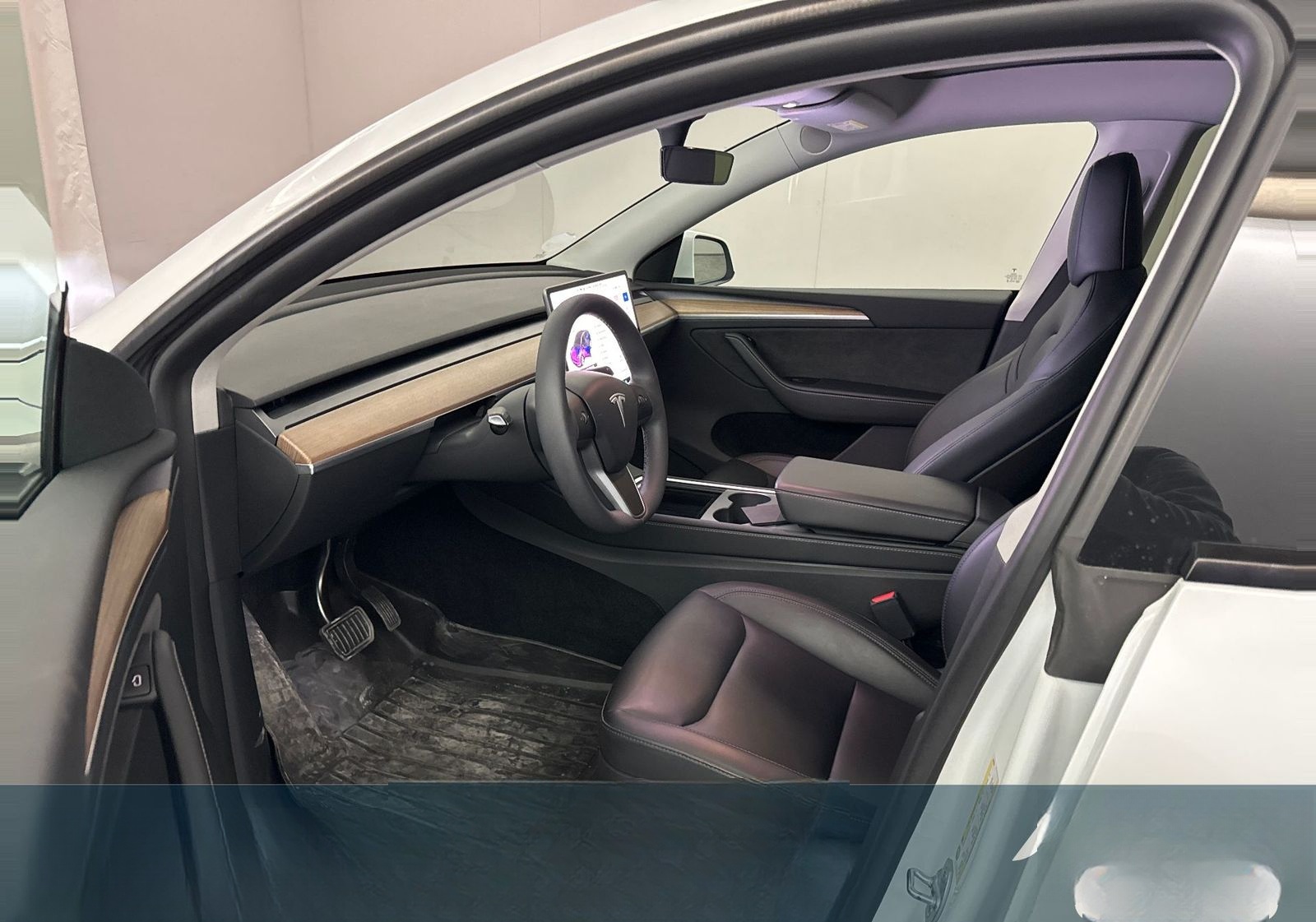 Tesla Model Y Long Range Dual Motor AWD foto 11