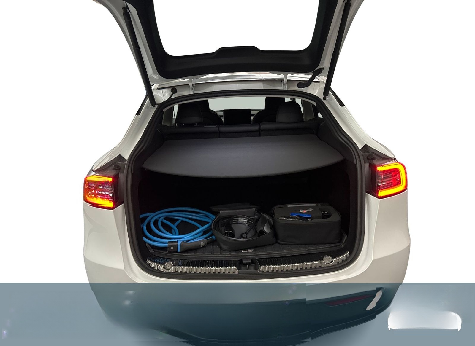 Tesla Model Y Long Range Dual Motor AWD foto 8