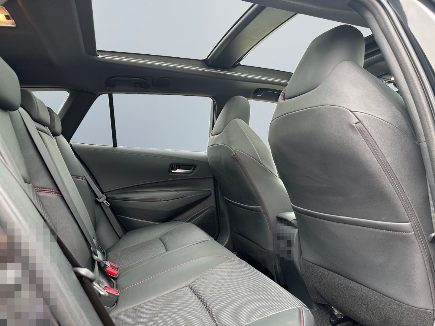 Toyota Corolla 2.0 Hybrid TS GR Sport Black Edition *Pa foto 17