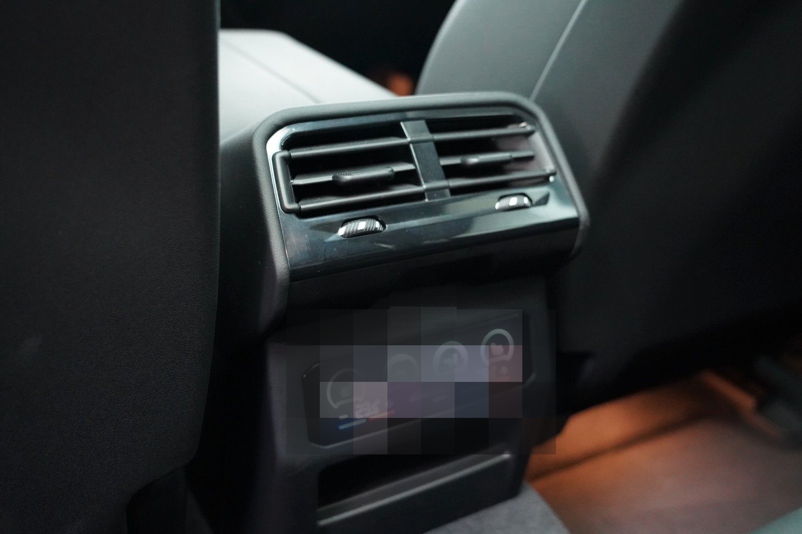 BMW 520d M Sport PRO PANO AHK CARBON 360 B&W HUD foto 23