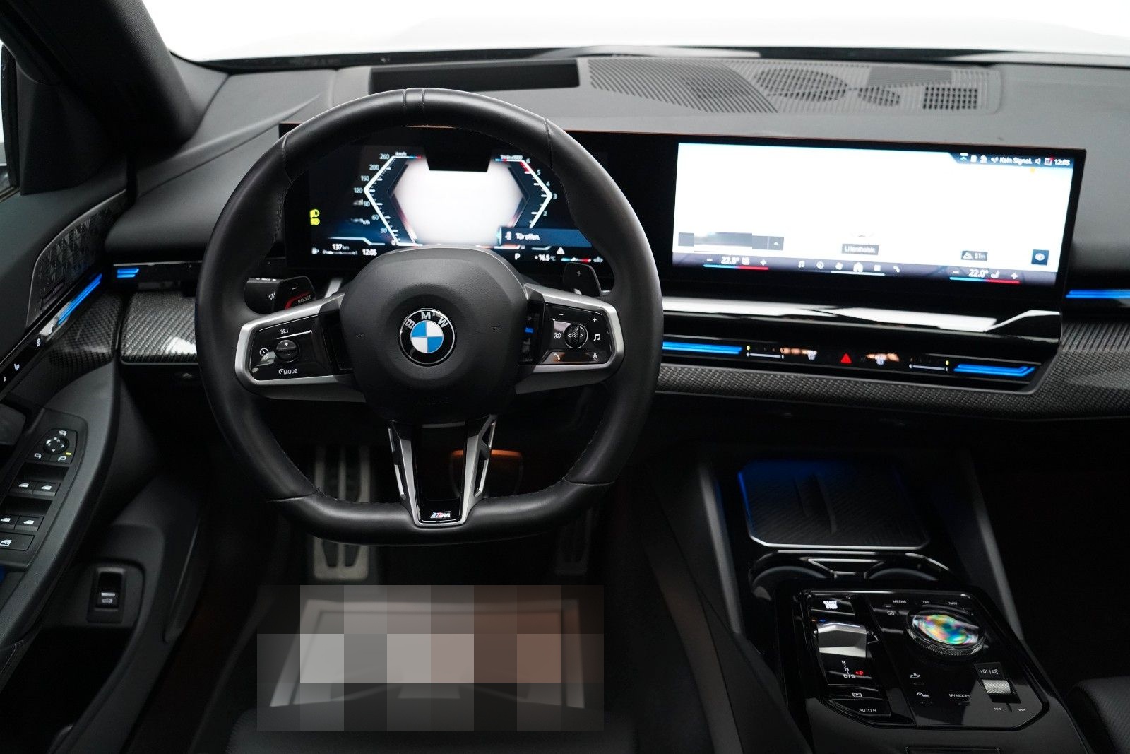 BMW 520d M Sport PRO PANO AHK CARBON 360 B&W HUD foto 25