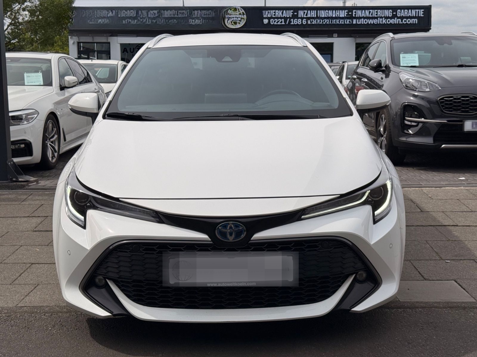 Toyota Corolla Touring Sports Hybrid Team D foto 3