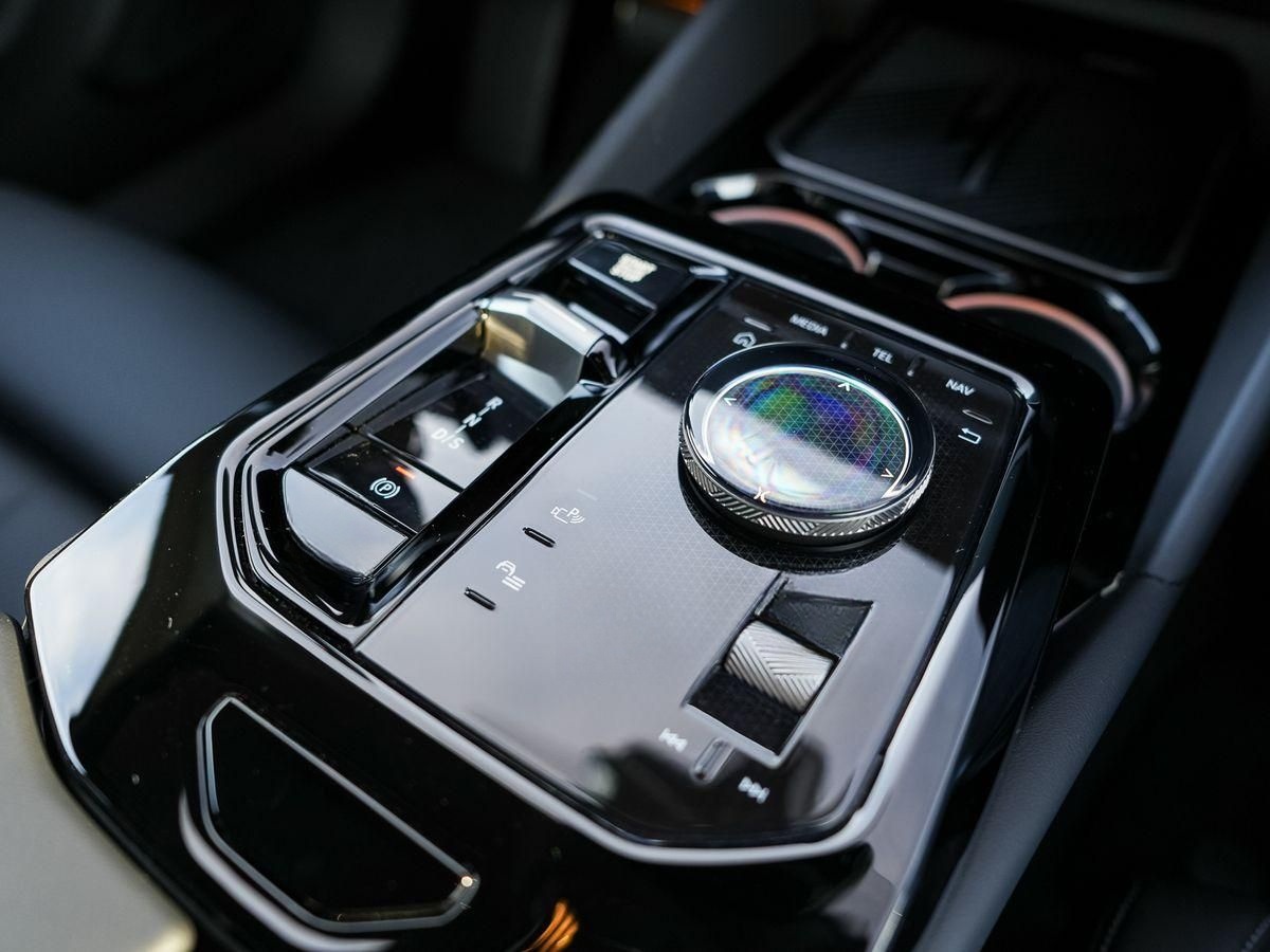 BMW 520d xDrive Lim. M-SportPRO 20 PANO ACC Sitzlüft foto 15