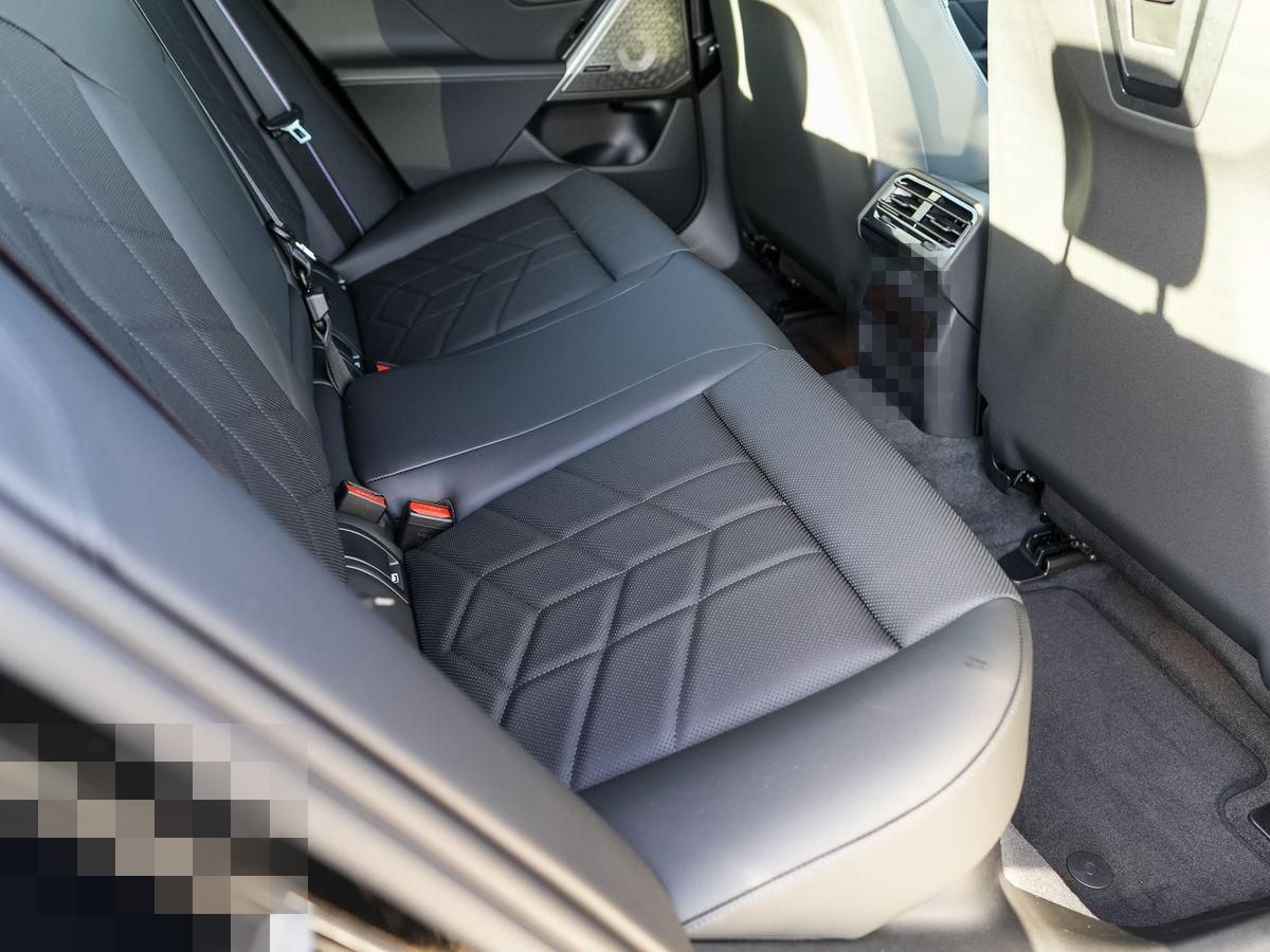 BMW 520d xDrive Lim. M-SportPRO 20 PANO ACC Sitzlüft foto 22