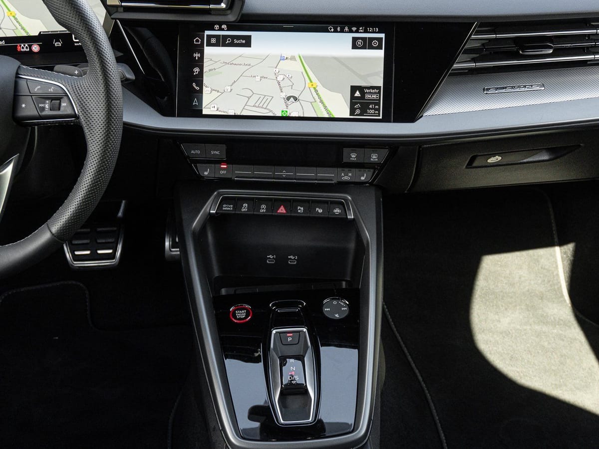 Audi S3 Sportback 2.0 TFSI quattro S tronic MATRIX foto 12