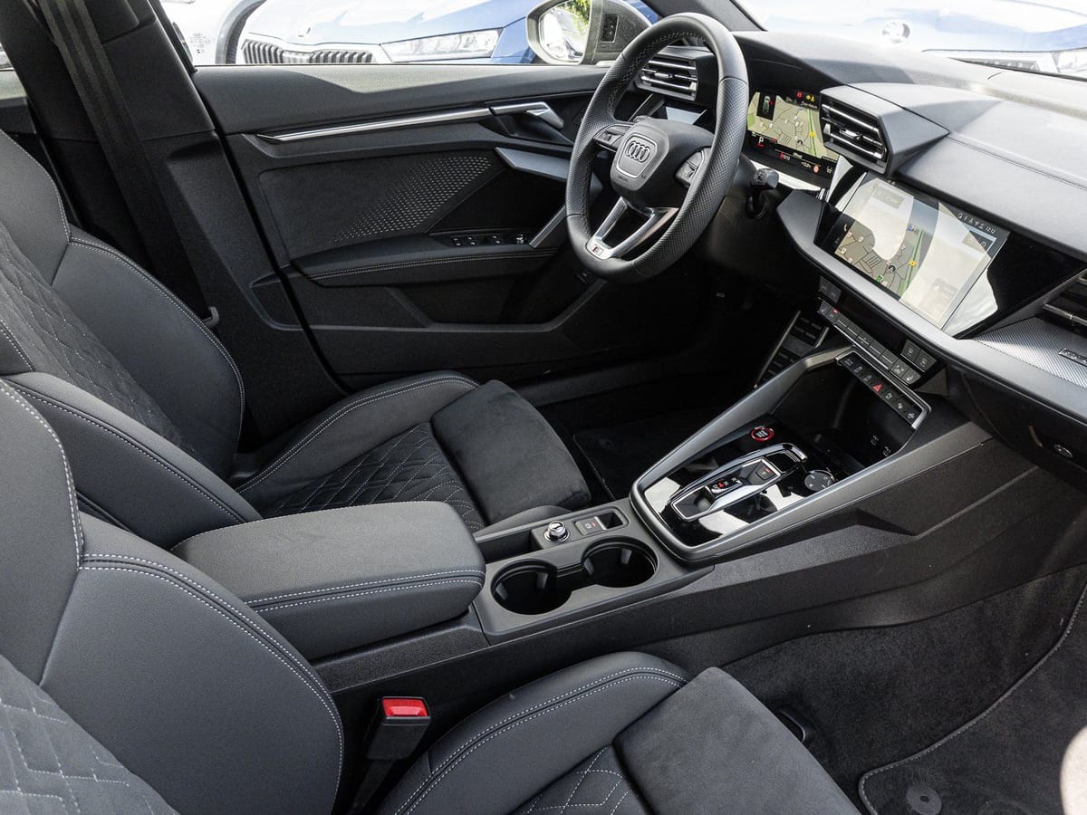 Audi S3 Sportback 2.0 TFSI quattro S tronic MATRIX foto 8