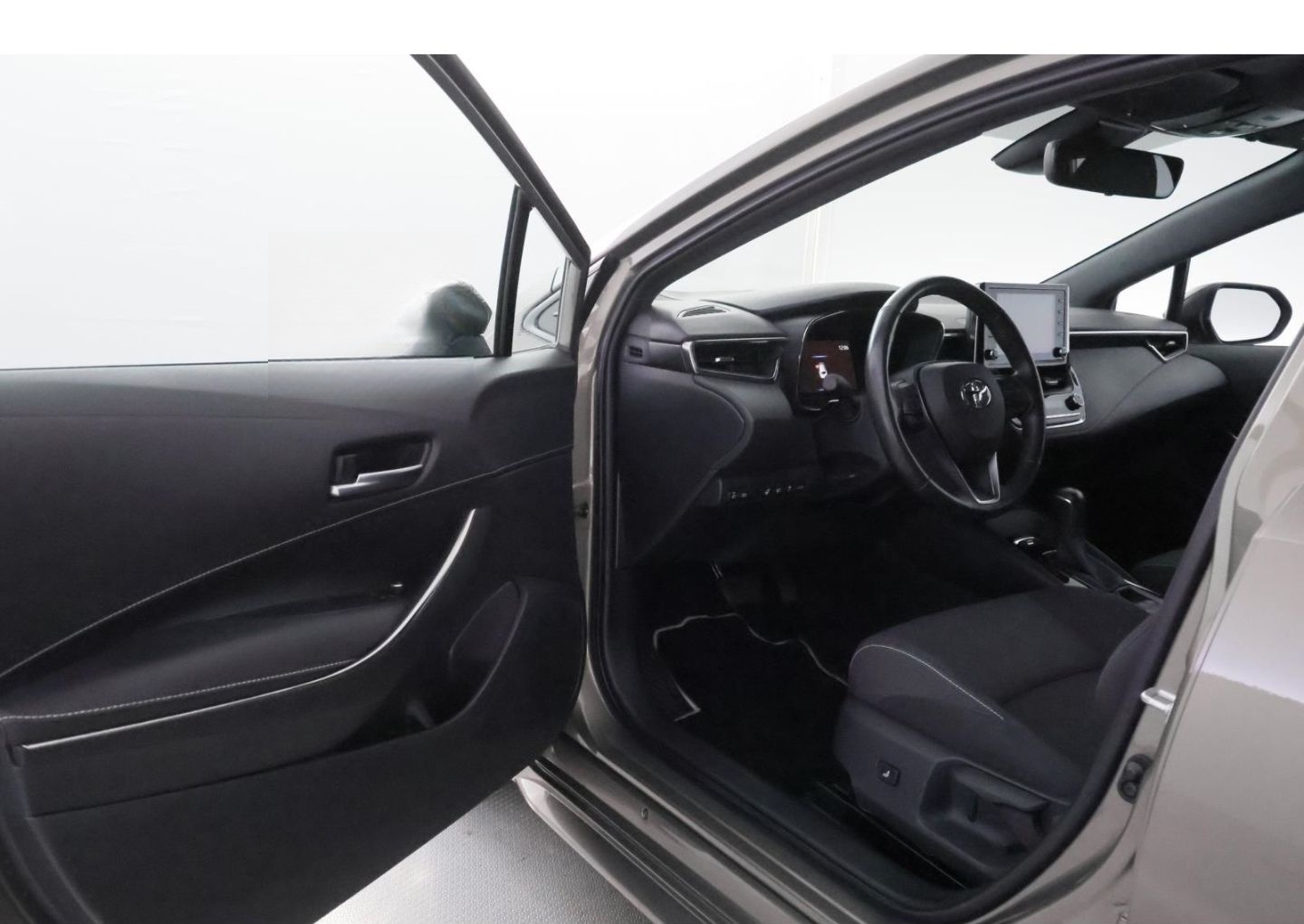 Toyota Corolla 1.8Hybrid Touring Aut.Active+KAMERA+HUD foto 16