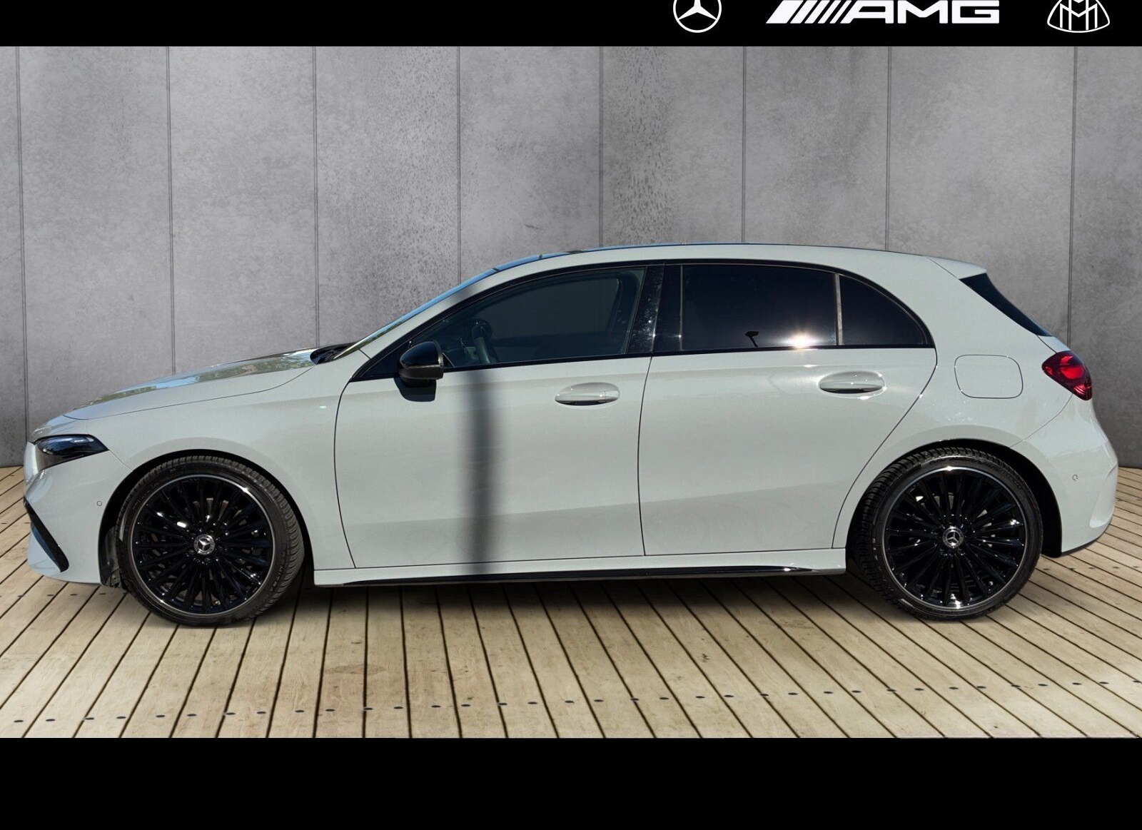 Mercedes-Benz A 200 d AMG+Night/MBUX-Navi/LED/Pano/RFK/LMR19" foto 2