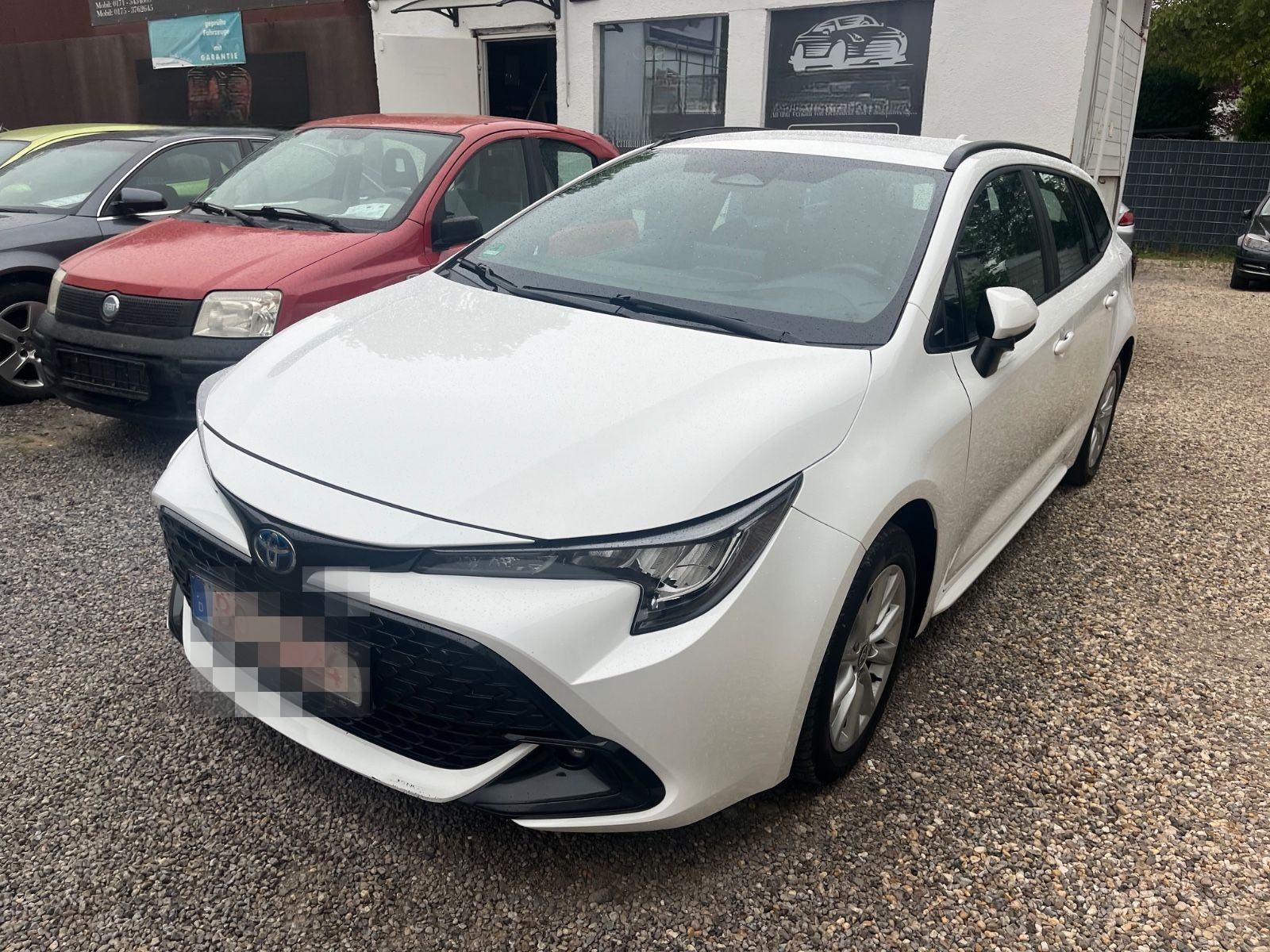 Toyota Corolla Touring Sports Hybrid Business Edition foto 2