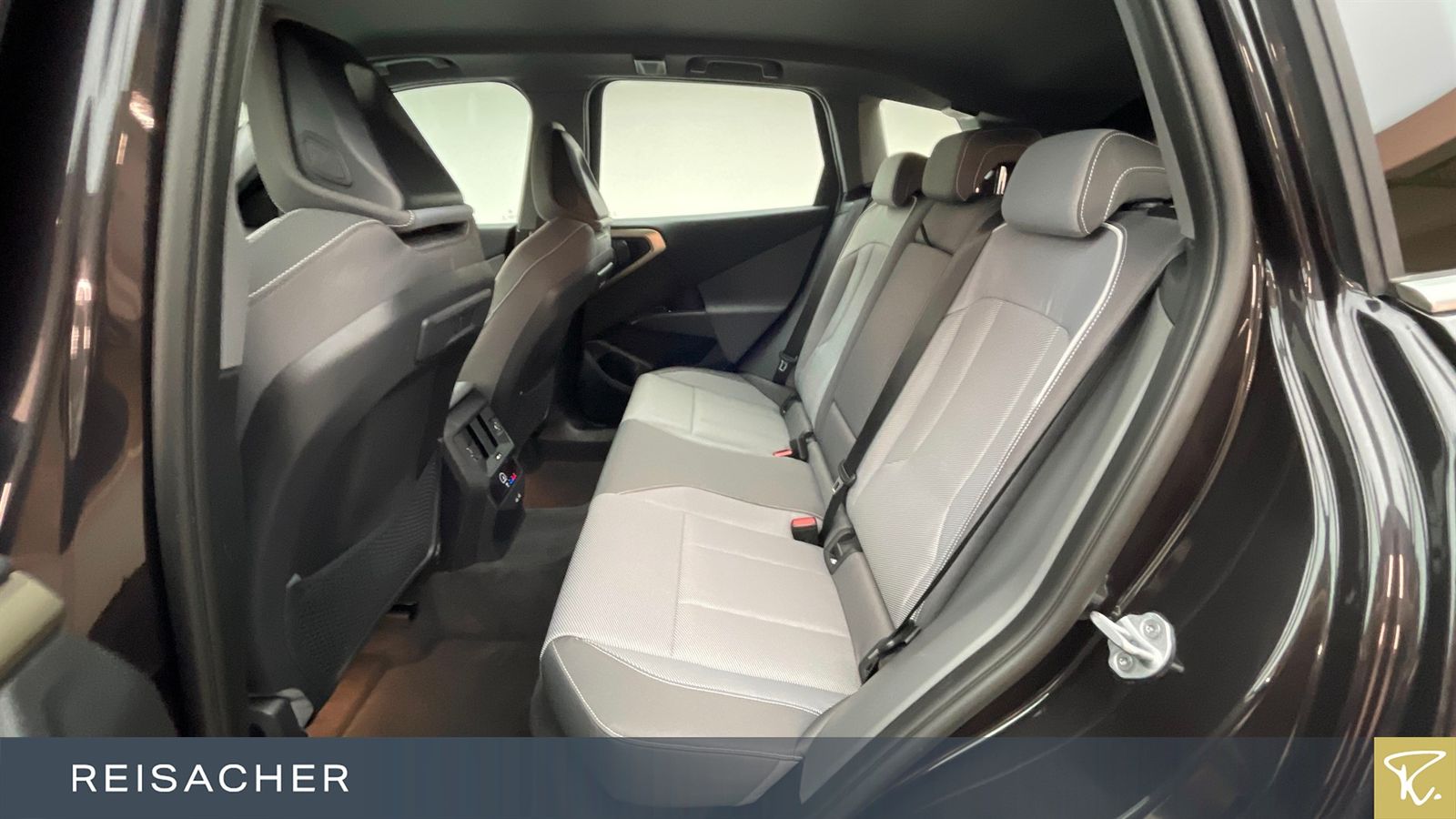 BMW X3 xDrive 20d A LCPlus AHK DA PA Keyless foto 8