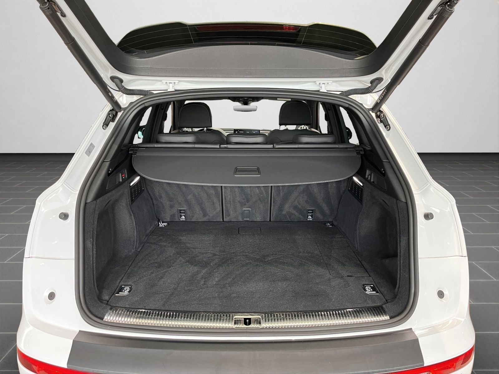 Audi Q5 S line 50 TFSI e quattro 220(299) kW(PS) S tr foto 15