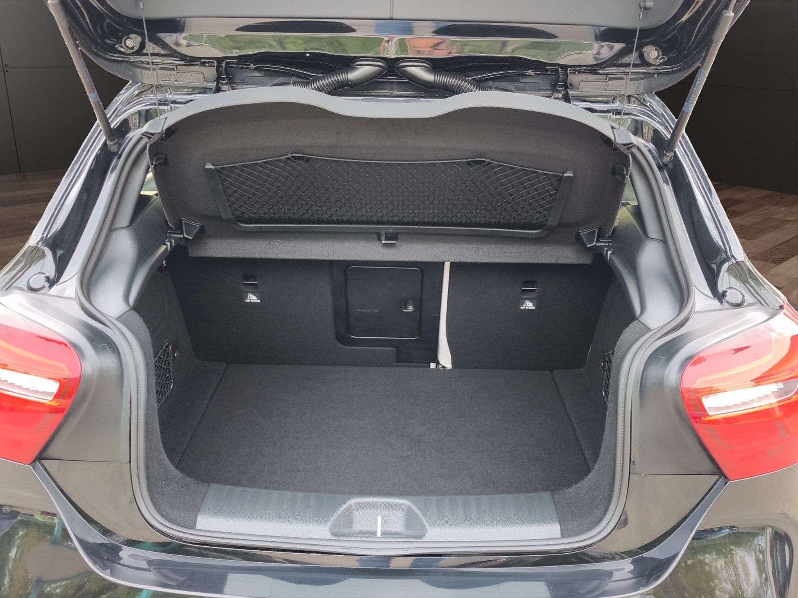 Mercedes-Benz A 200 AMG Line /LED/Panorama/ACC foto 20