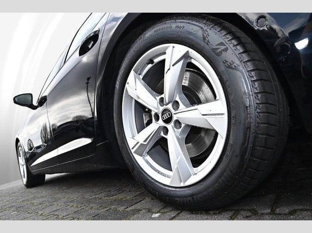 Audi A6 Avant 45 TDI quattro sport quattro LED ACC Lu foto 5