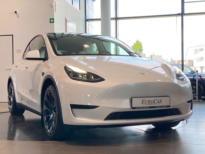 Tesla Model Y RWD Panorama 20"-Induction LED foto 3
