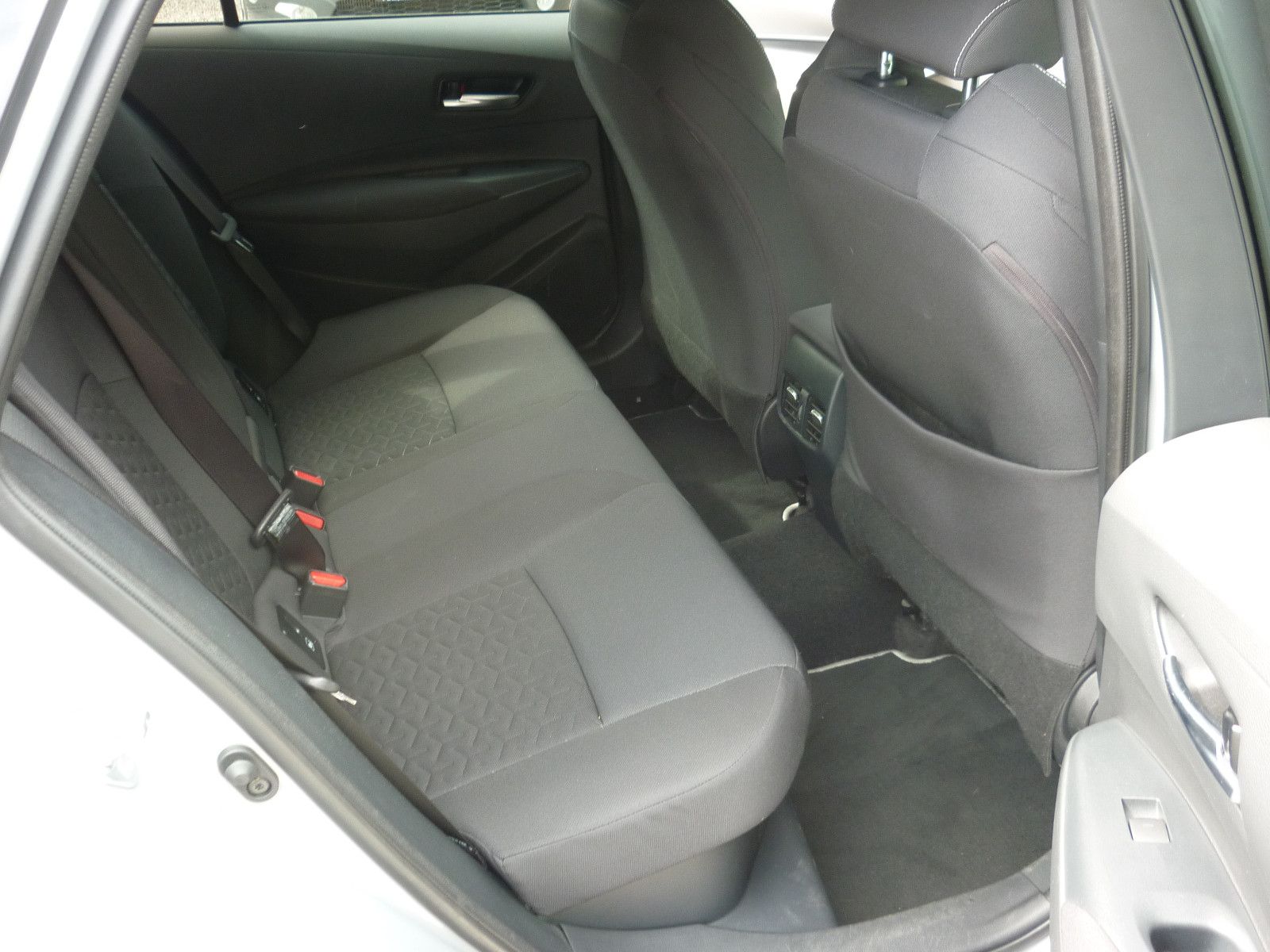 Toyota Corolla Touring Sports Hybrid Team D* Garantie* foto 13