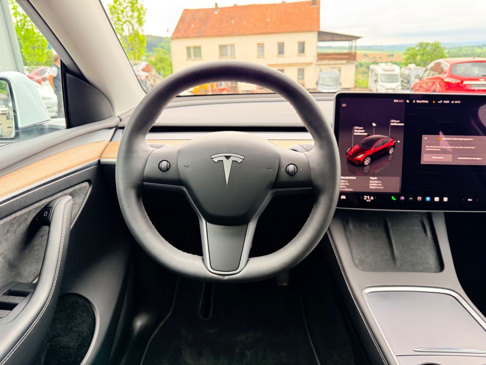 Tesla Model Y SR | AMD RYZEN | *AHK* | *Kühlfach* foto 18