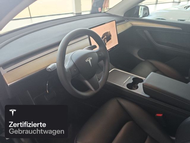 Tesla Model Y Rear-Wheel Drive foto 11