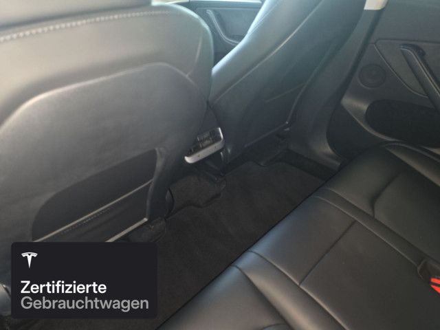 Tesla Model Y Rear-Wheel Drive foto 13
