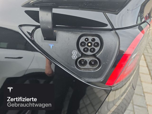 Tesla Model Y Rear-Wheel Drive foto 19