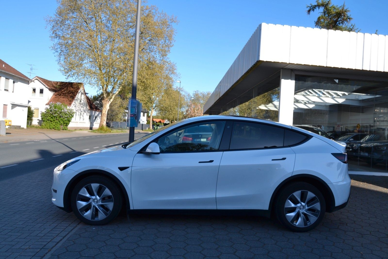 Tesla Model Y Long Range Dual AWD*Panorama*AutoPilot* foto 4