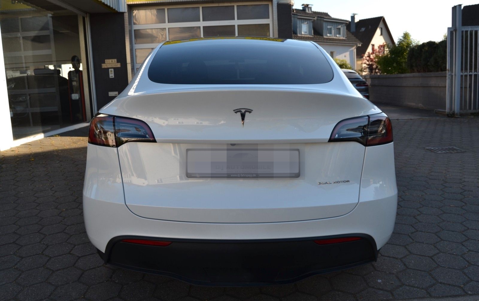 Tesla Model Y Long Range Dual AWD*Panorama*AutoPilot* foto 7