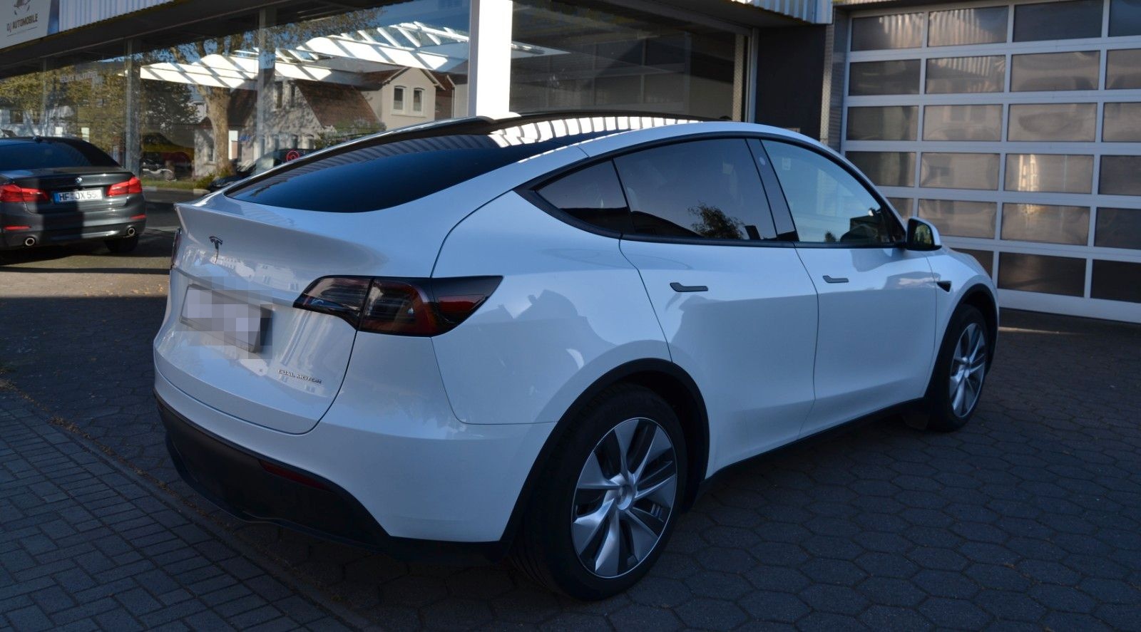 Tesla Model Y Long Range Dual AWD*Panorama*AutoPilot* foto 8