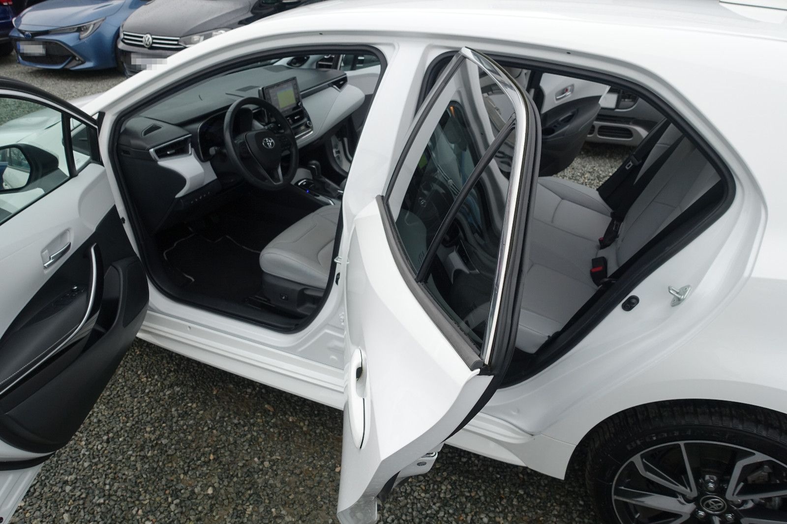 Toyota Corolla 2.0 Hybrid Aut.LED NAV KAM LEDER HEAD'UP foto 9