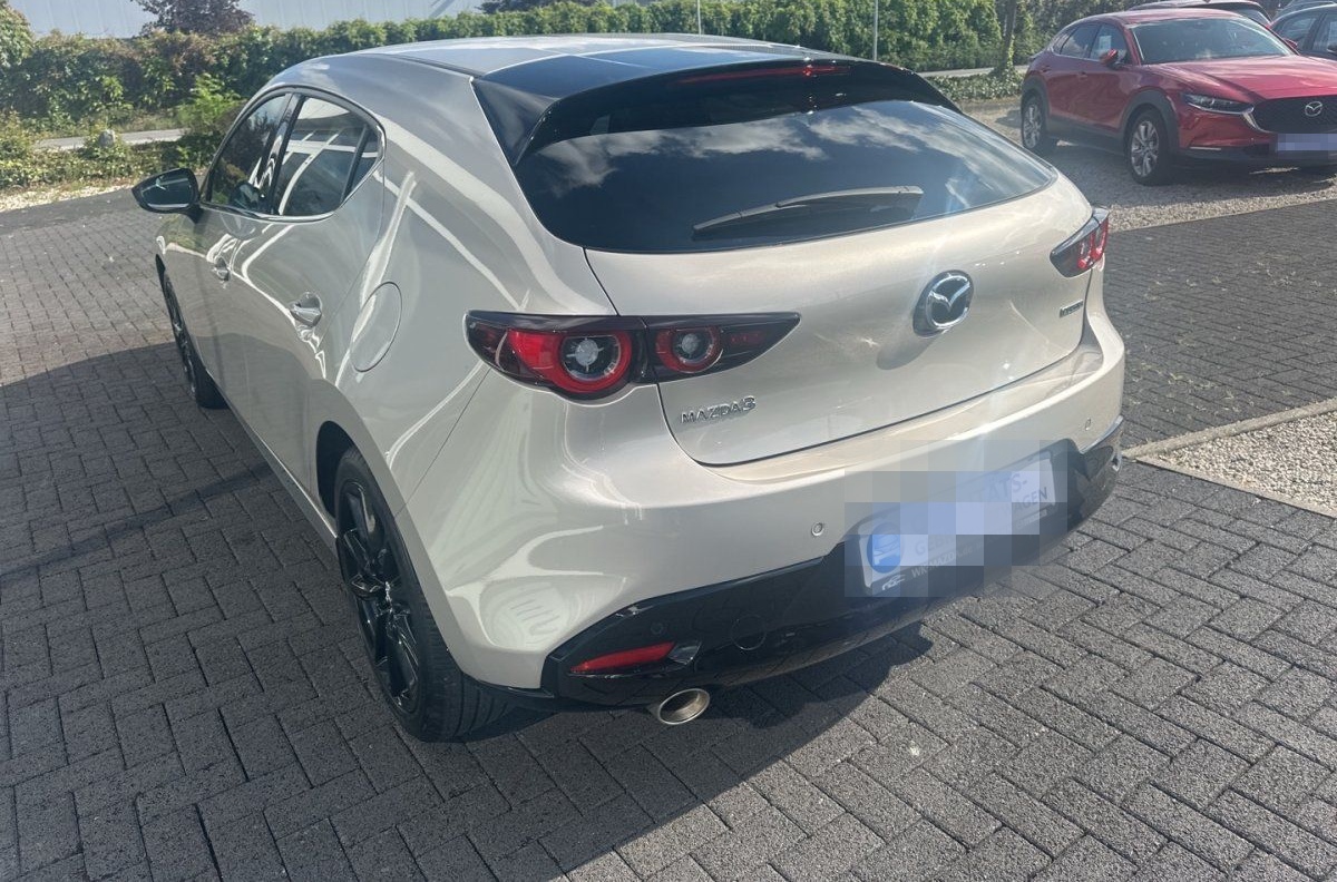 Mazda 3 2.0L e-SKYACTIV X 186ps Homura Ganzjahresreife foto 5