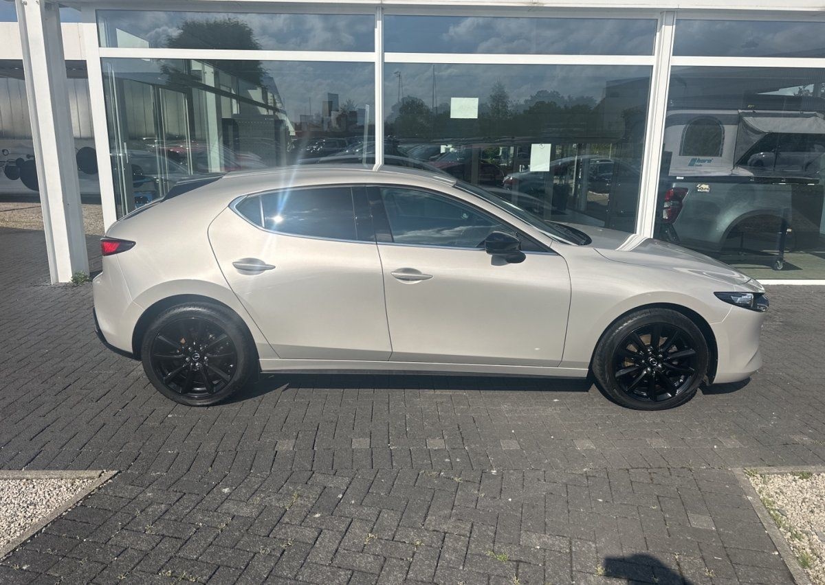 Mazda 3 2.0L e-SKYACTIV X 186ps Homura Ganzjahresreife foto 6