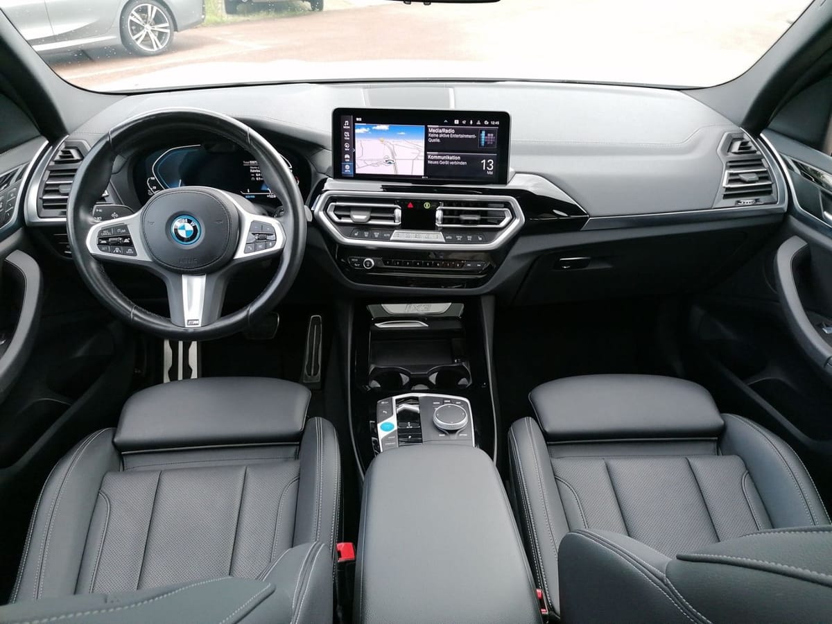 BMW iX3 Inspiring M SPORT AHK Alarm SHZ Park Assiste foto 8