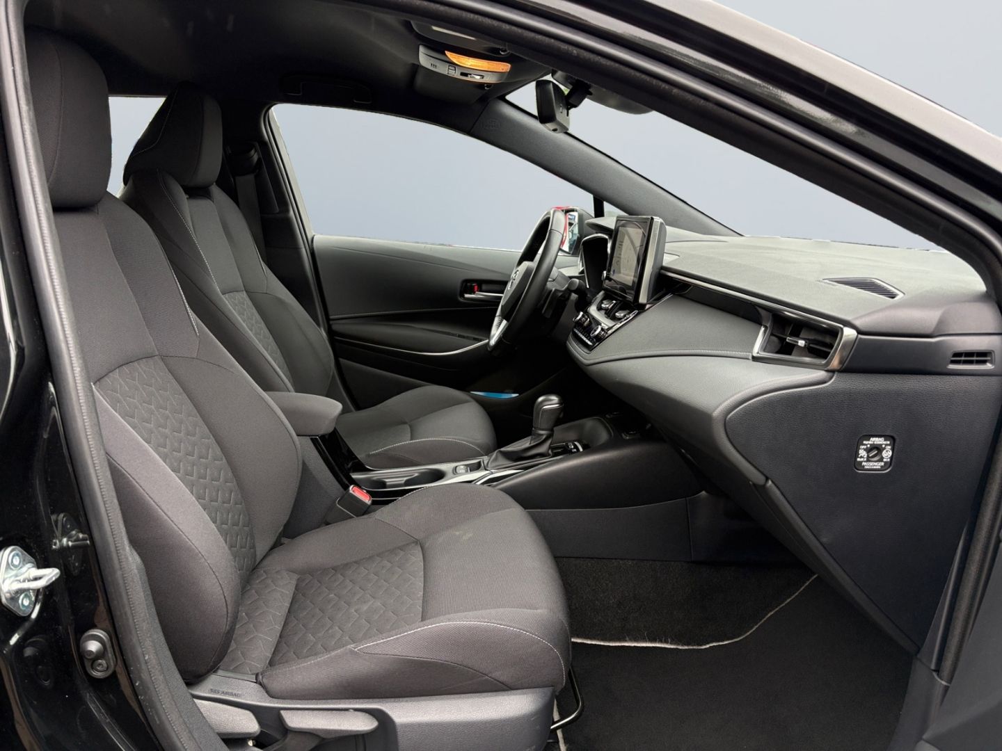 Toyota Corolla 2.0 Hybrid TS Business Edition *CAM*SHZ* foto 18
