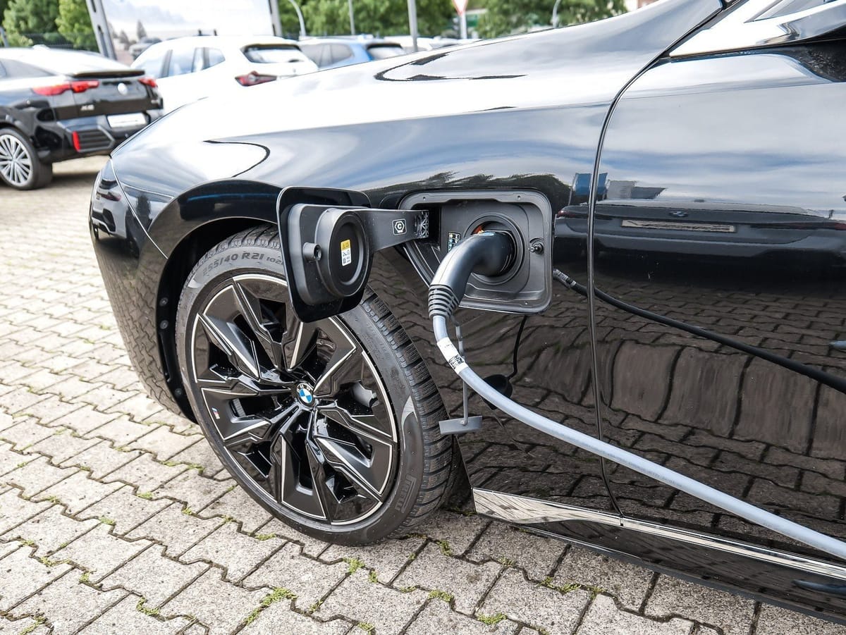 BMW 750e xDrive Limousine DA Prof. Massage PA Prof.  foto 23