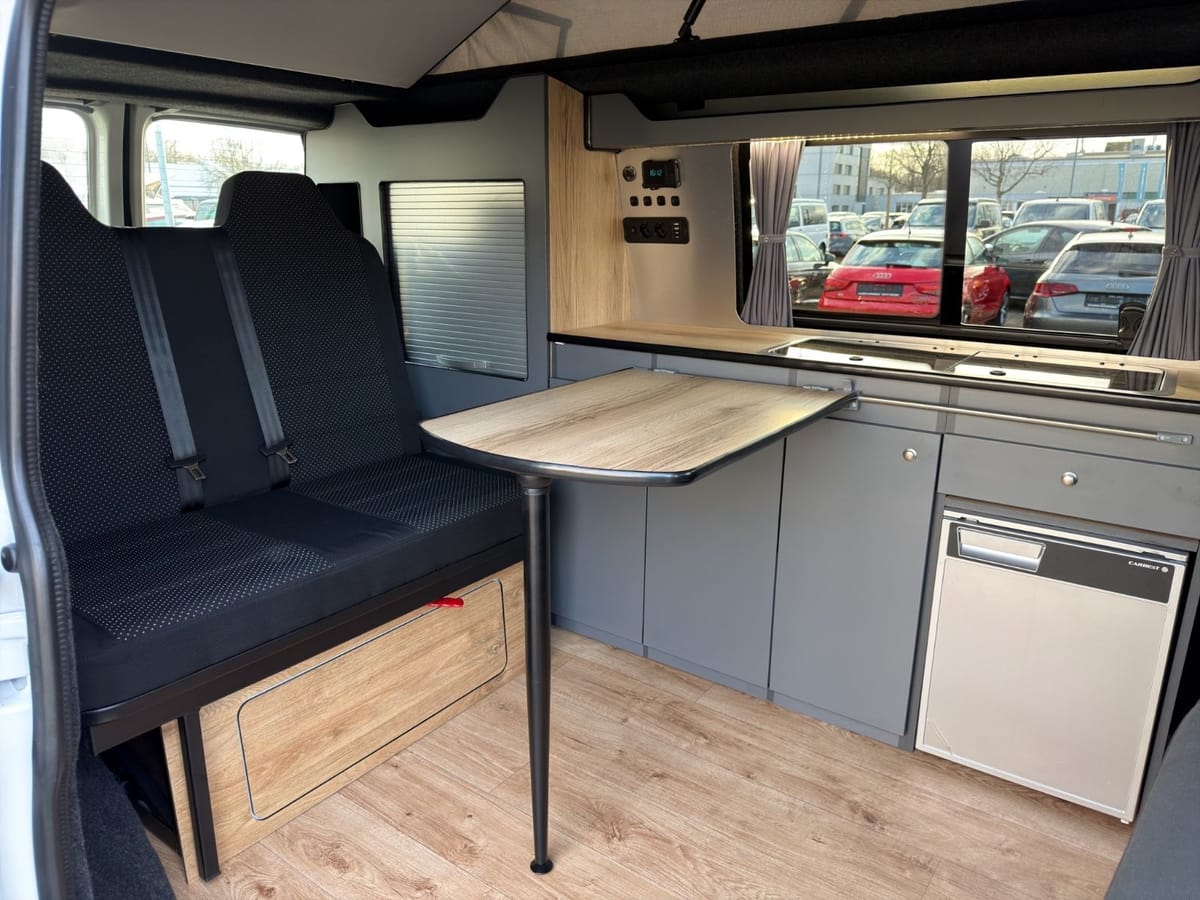 Volkswagen T6 California Küche Aufstelldach AHK Tempomat