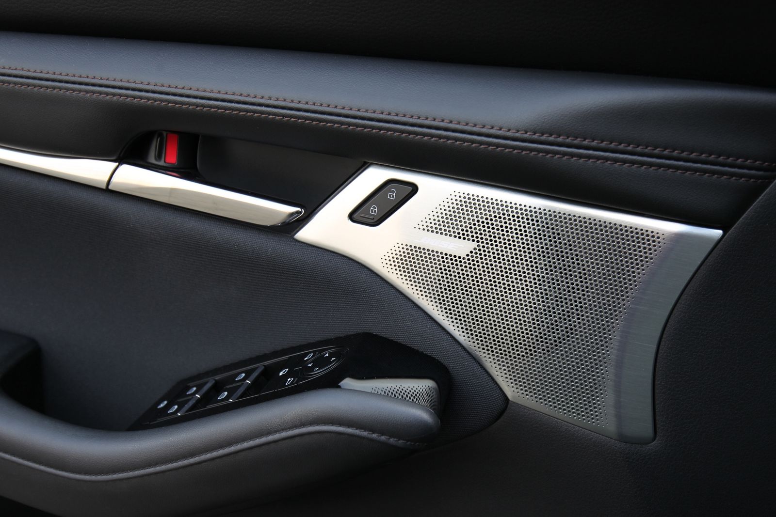 Mazda 3 Selection DESIGN-P/PREMIUM-P/360°/BOSE/A18/WKR foto 14