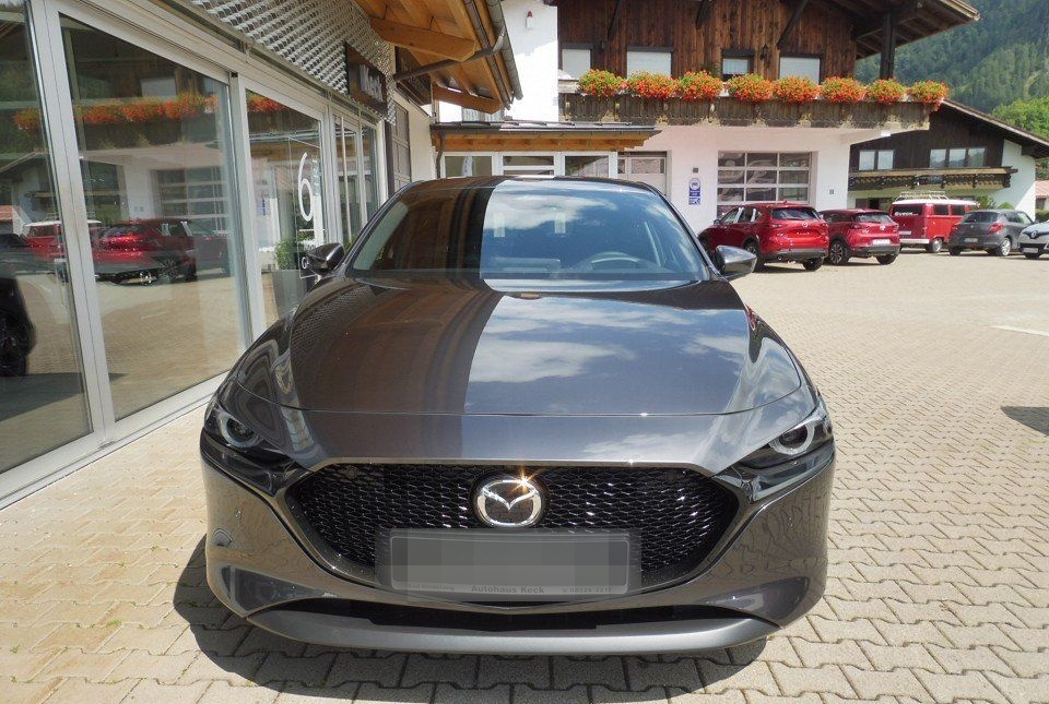 Mazda 3 2.0L e-SKYACTIV G 150ps EXCLUSIVE-LINE foto 2