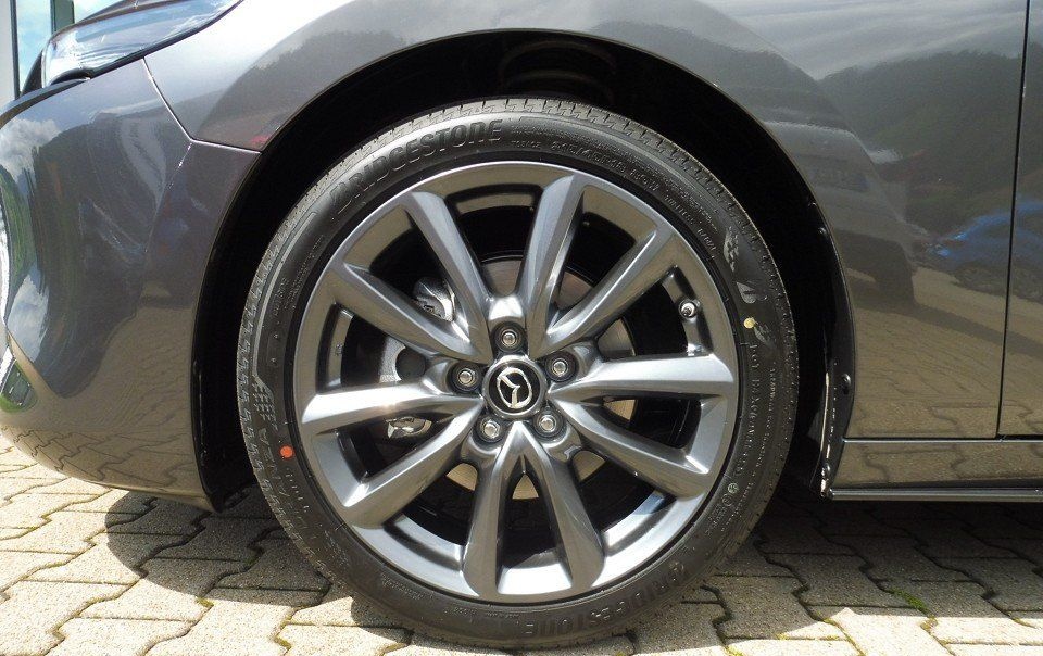 Mazda 3 2.0L e-SKYACTIV G 150ps EXCLUSIVE-LINE foto 11