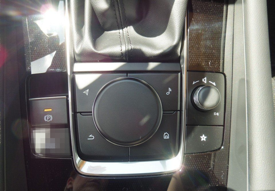 Mazda 3 2.0L e-SKYACTIV G 150ps EXCLUSIVE-LINE foto 21