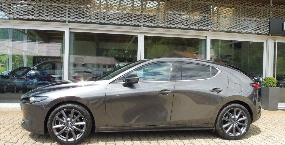 Mazda 3 2.0L e-SKYACTIV G 150ps EXCLUSIVE-LINE foto 4