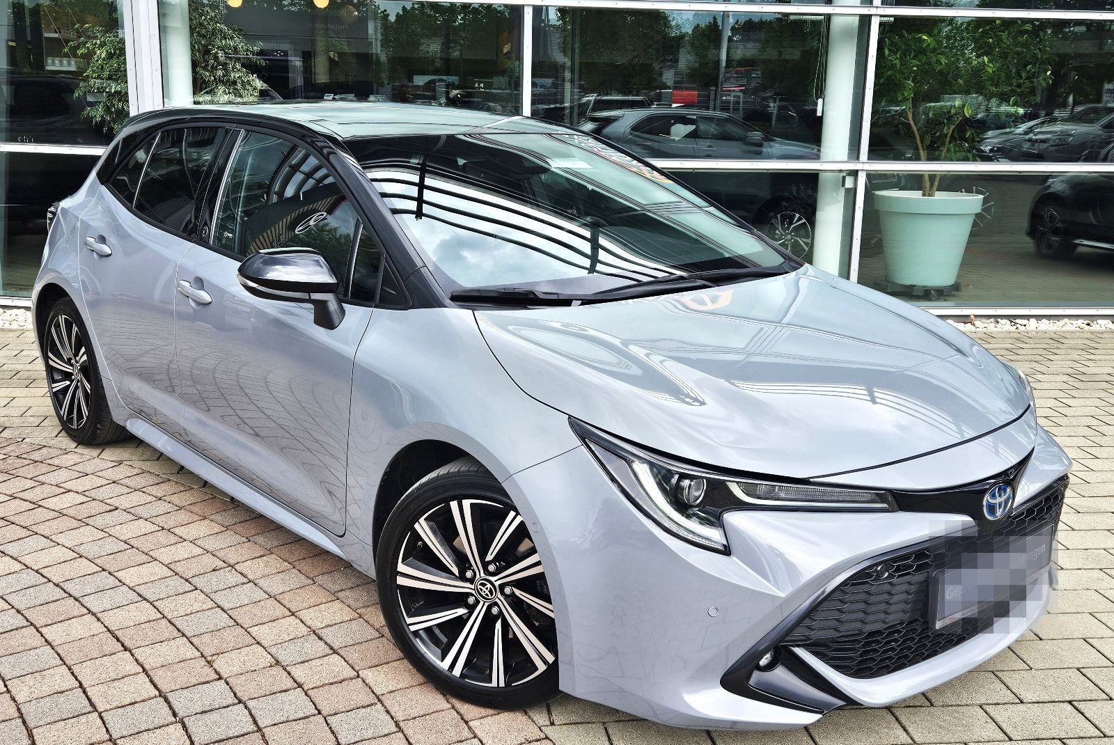 Toyota Corolla Hybrid Team D foto 1