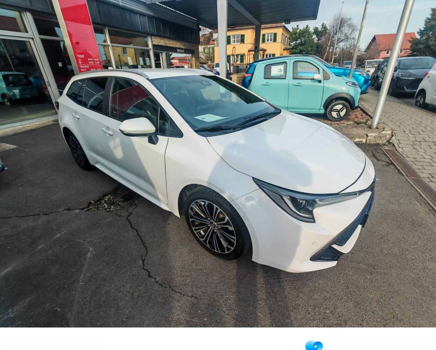 Toyota Corolla Touring Sports Team D foto 3