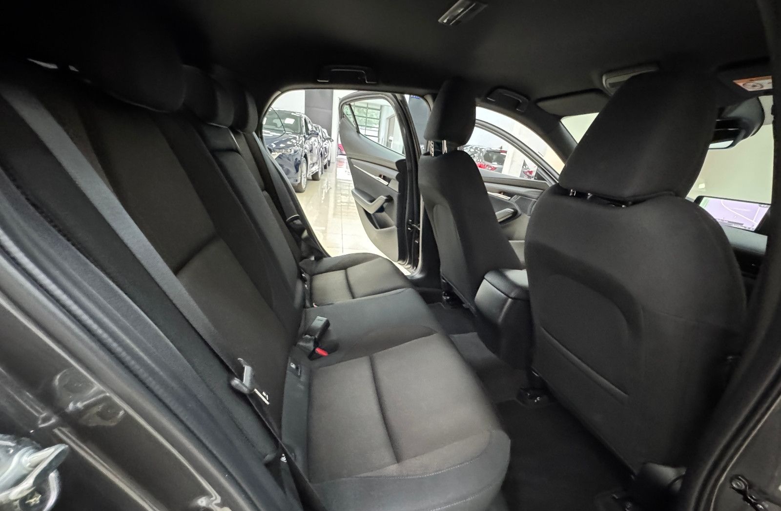 Mazda 3 5HB 2.5L e-SKYACTIV G140ps 6AT Centre-line*LHZ foto 19