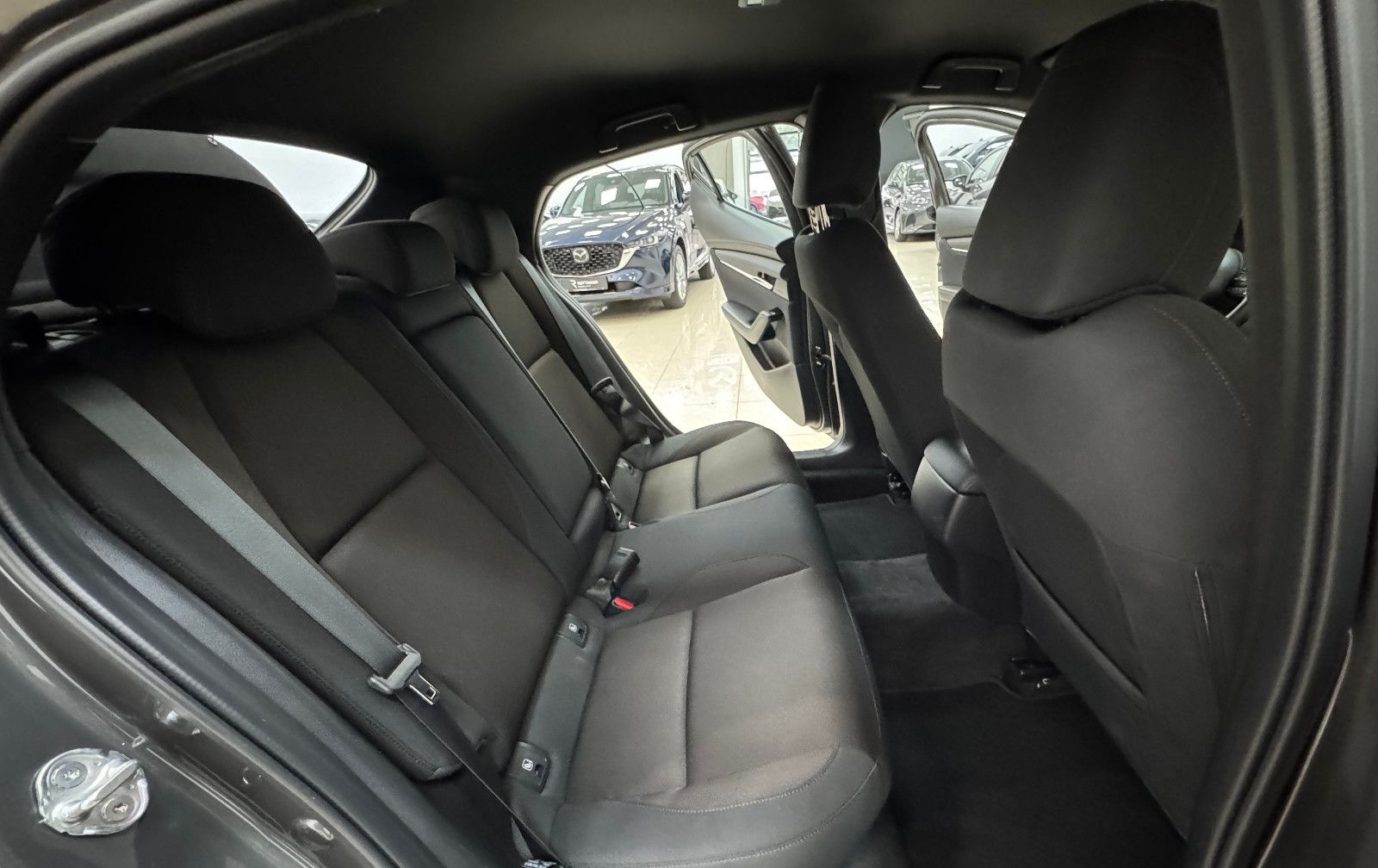 Mazda 3 5HB 2.5L e-SKYACTIV G140ps 6AT Centre-line*LHZ foto 20