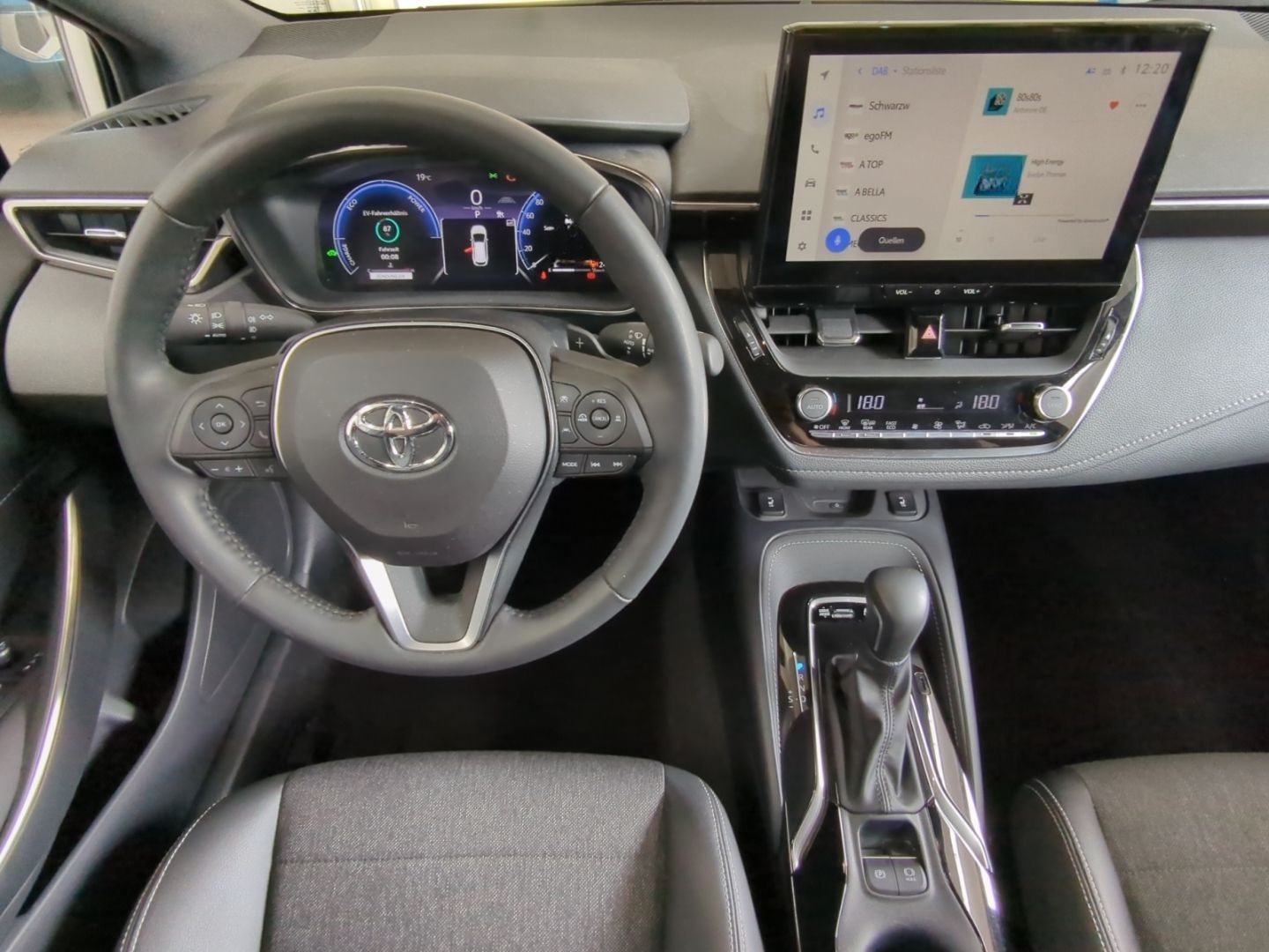 Toyota Corolla Touring Sports 2.0 Hybrid (Syst.196 PS)  foto 13
