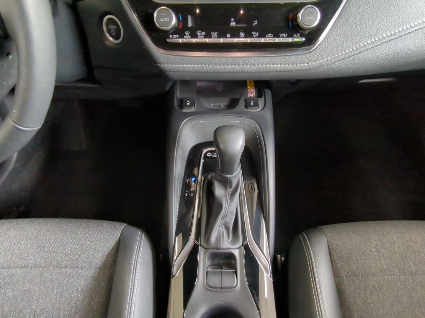 Toyota Corolla Touring Sports 2.0 Hybrid (Syst.196 PS)  foto 14