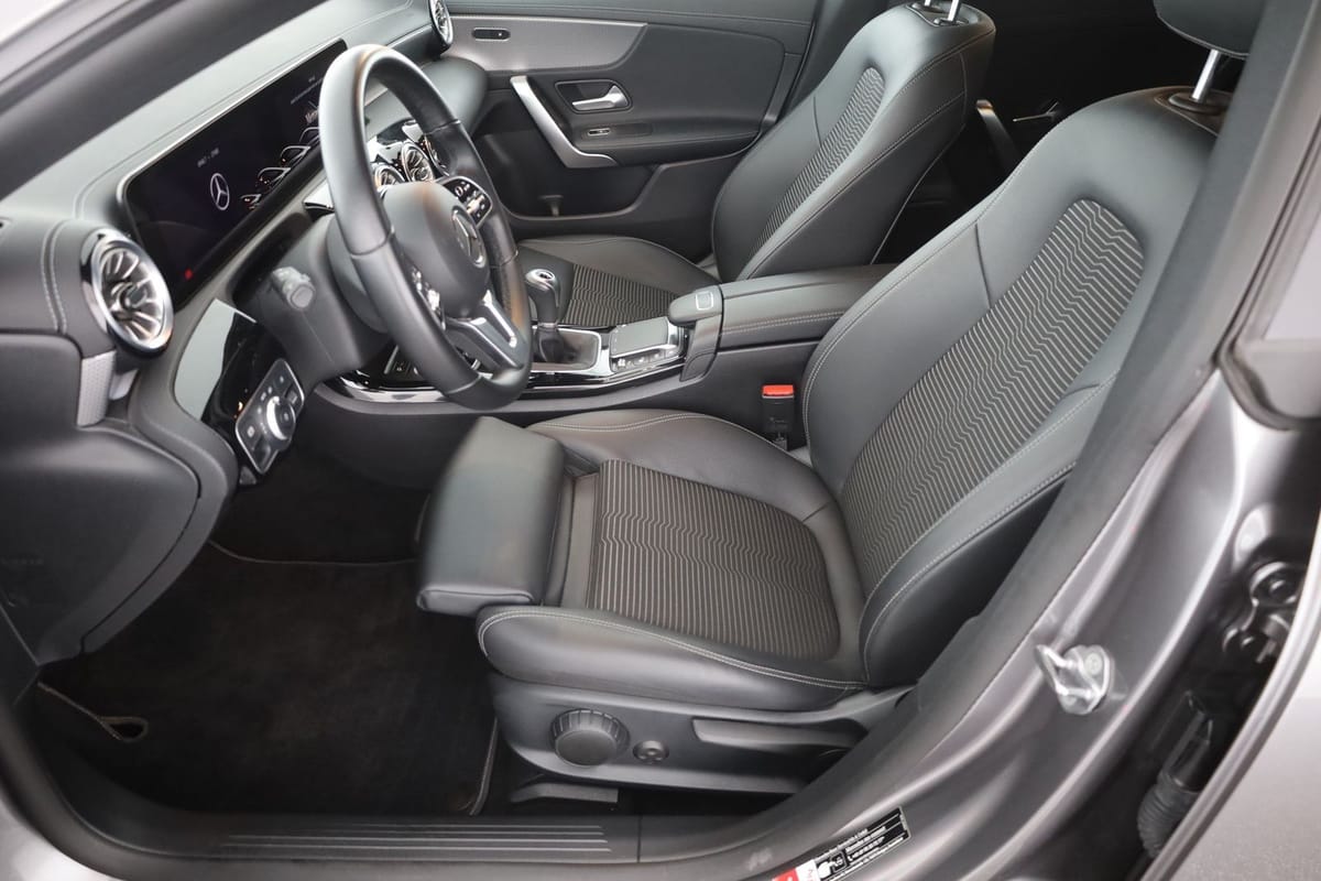 Mercedes-Benz CLA 200 SB Progressive LED Navi Sitzheizung foto 22