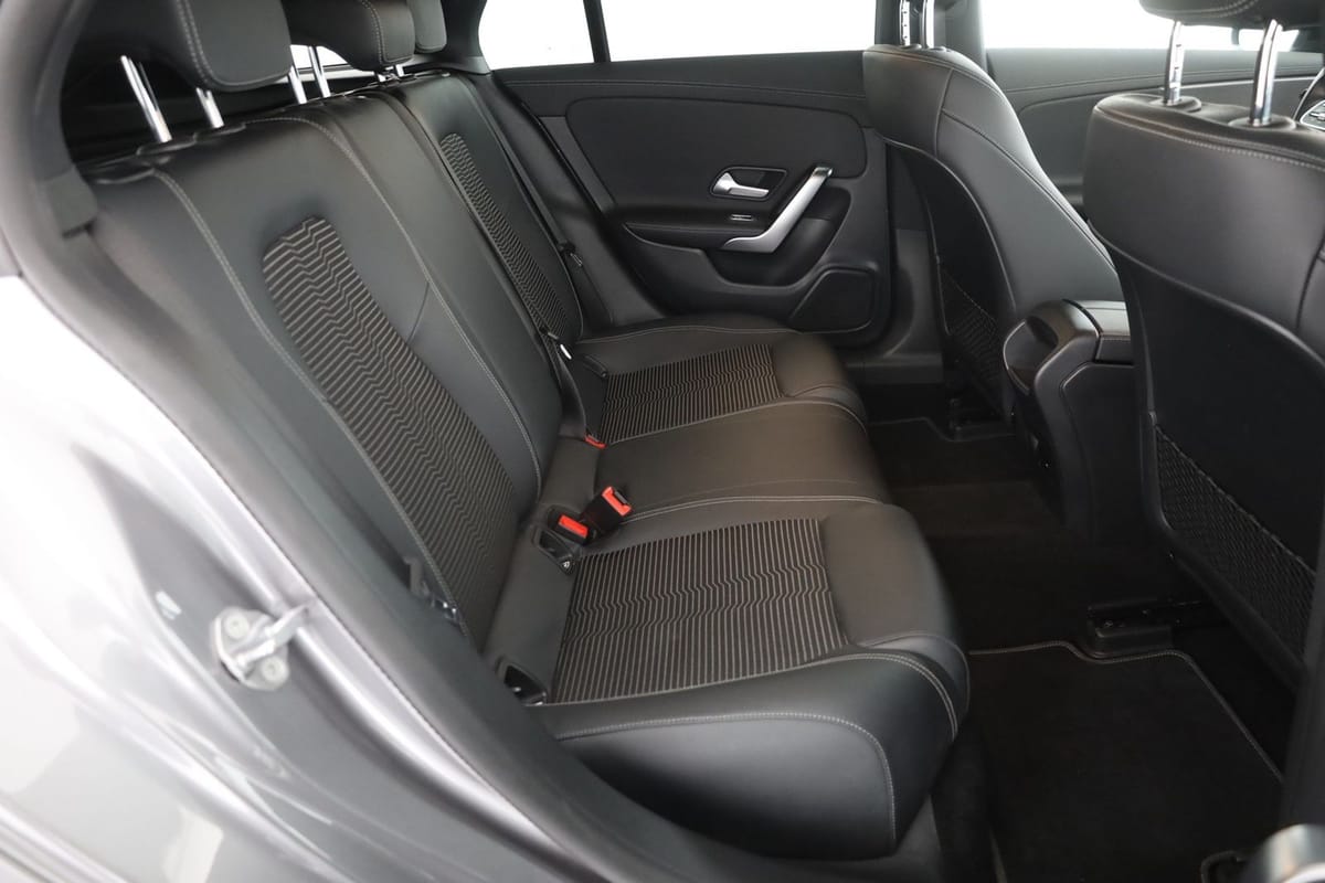 Mercedes-Benz CLA 200 SB Progressive LED Navi Sitzheizung foto 24