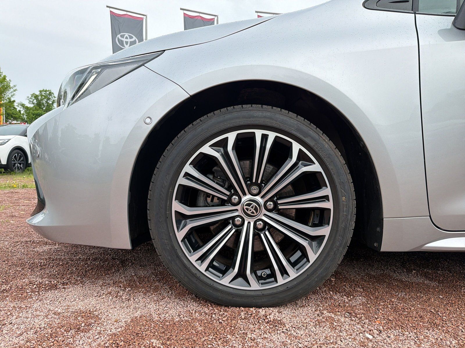 Toyota Corolla Touring Sports 2.0 Hybrid Team Deutschla foto 16